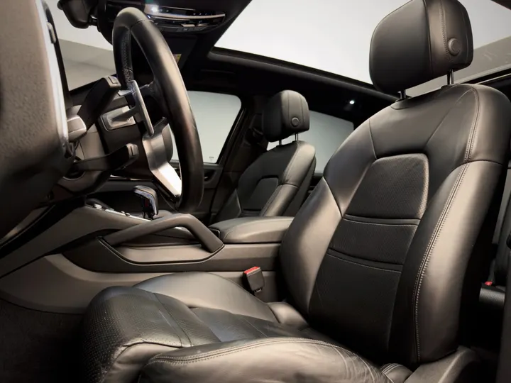 PORSCHE CAYENNE — foto 7