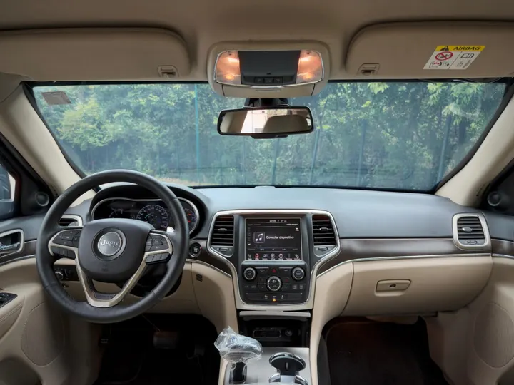 JEEP GRAND CHEROKEE — foto 9