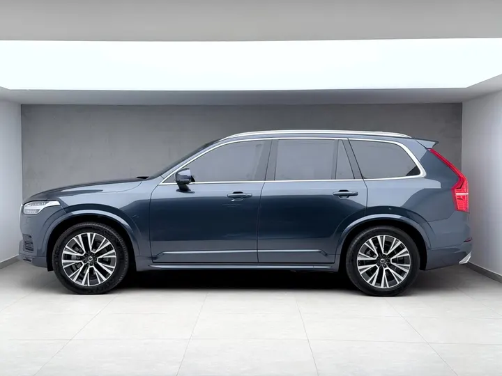 VOLVO XC90 — foto 14