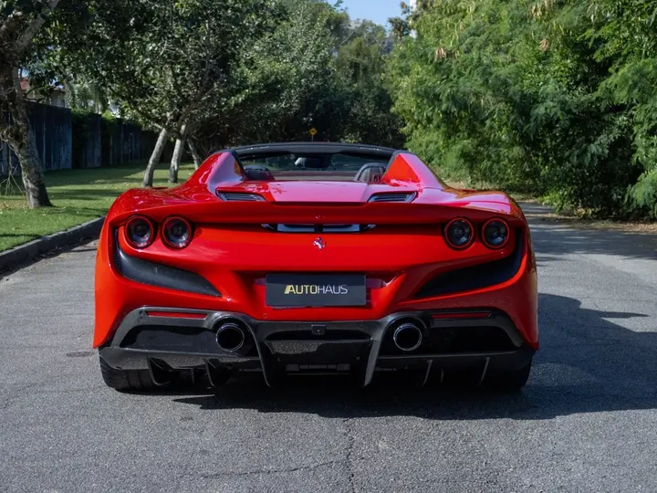 FERRARI F8 SPIDER — foto 17