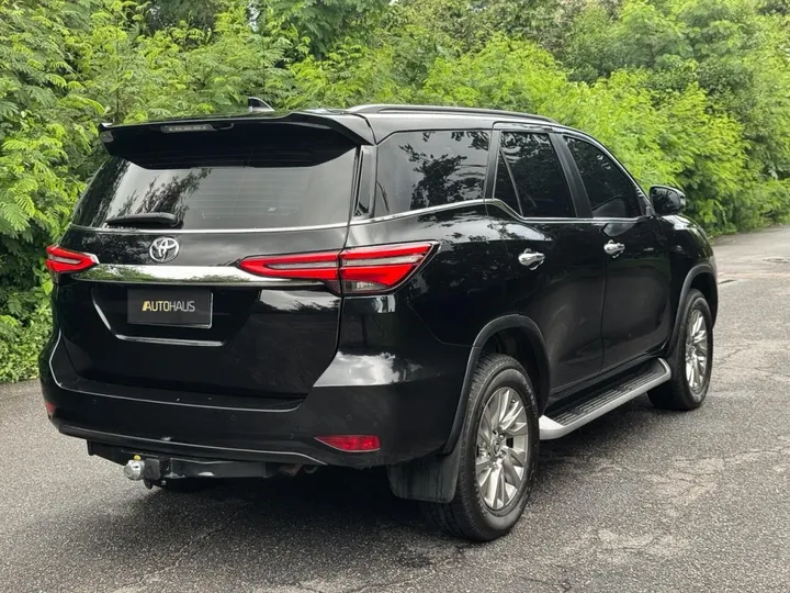 TOYOTA HILUX SW4 — foto 17