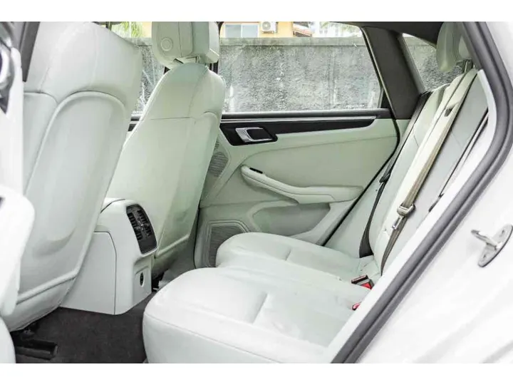 PORSCHE MACAN — foto 14