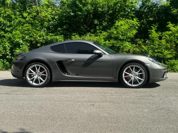 PORSCHE 718 — foto 5