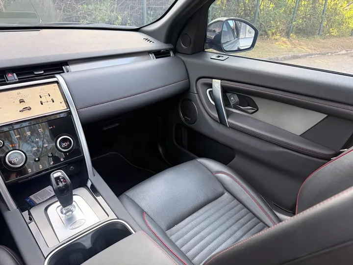 LAND ROVER DISCOVERY SPORT — foto 11