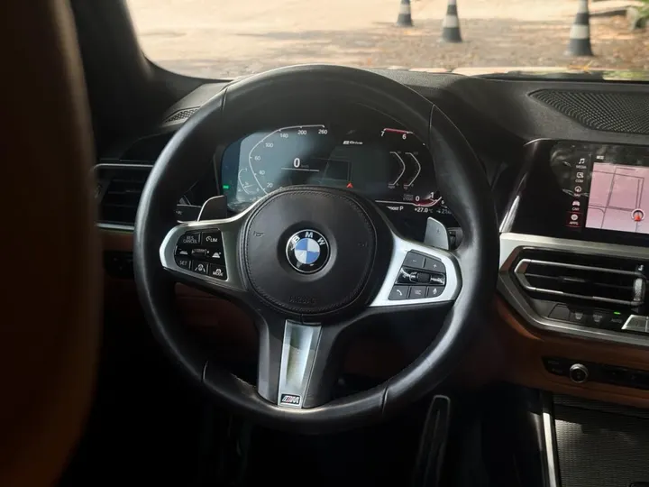 BMW 330e — foto 8