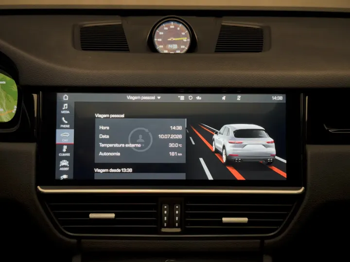 PORSCHE CAYENNE — foto 11