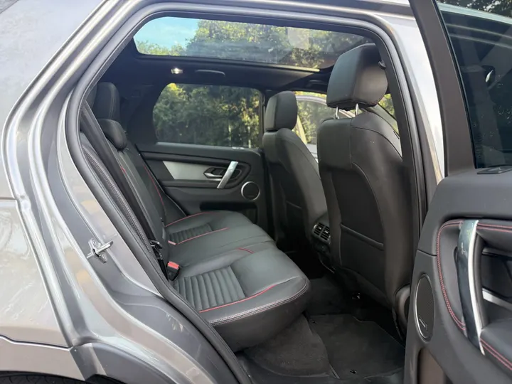 LAND ROVER DISCOVERY SPORT — foto 14
