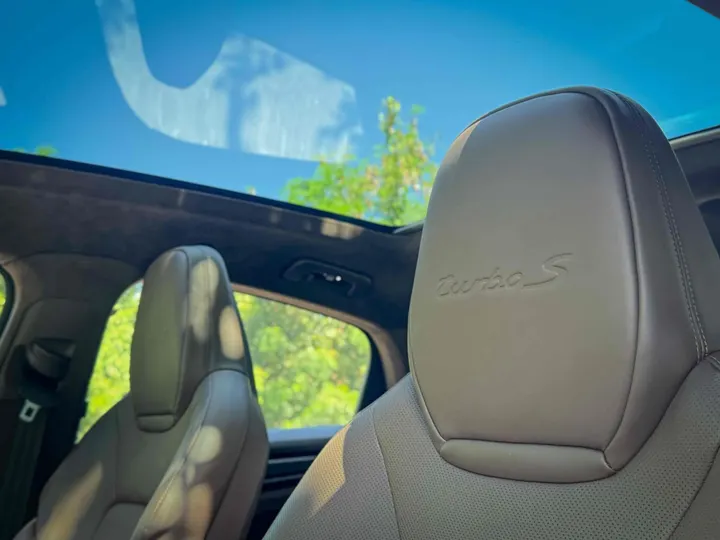 PORSCHE CAYENNE — foto 12