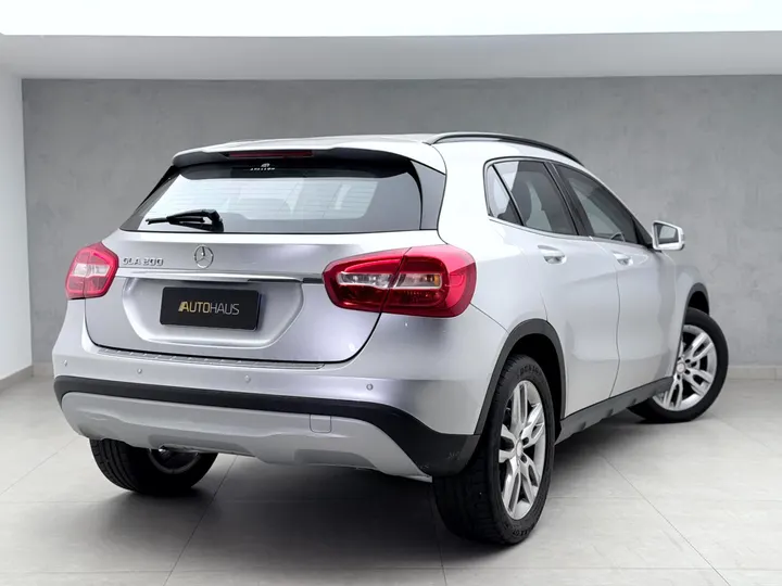 MERCEDES-BENZ GLA 200 — foto 19