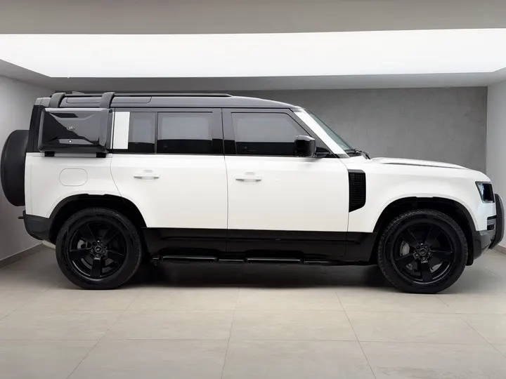 LAND ROVER DEFENDER — foto 13