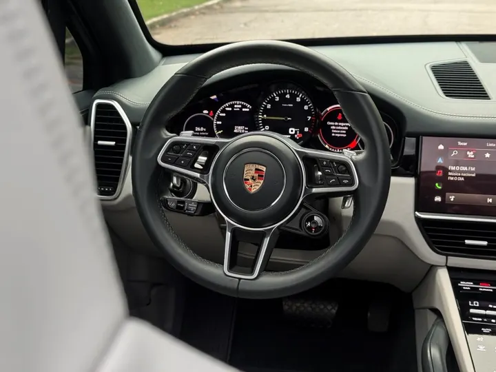 PORSCHE CAYENNE — foto 10