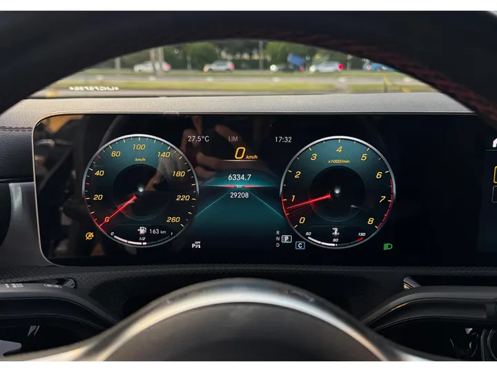 MERCEDES-BENZ CLA 35 AMG — foto 5