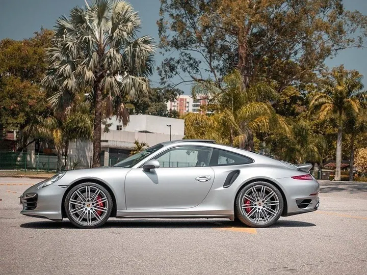 PORSCHE 911 — foto 7
