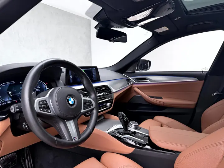 BMW 530e — foto 10