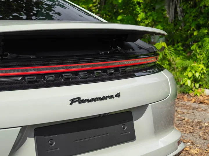 PORSCHE PANAMERA — foto 19