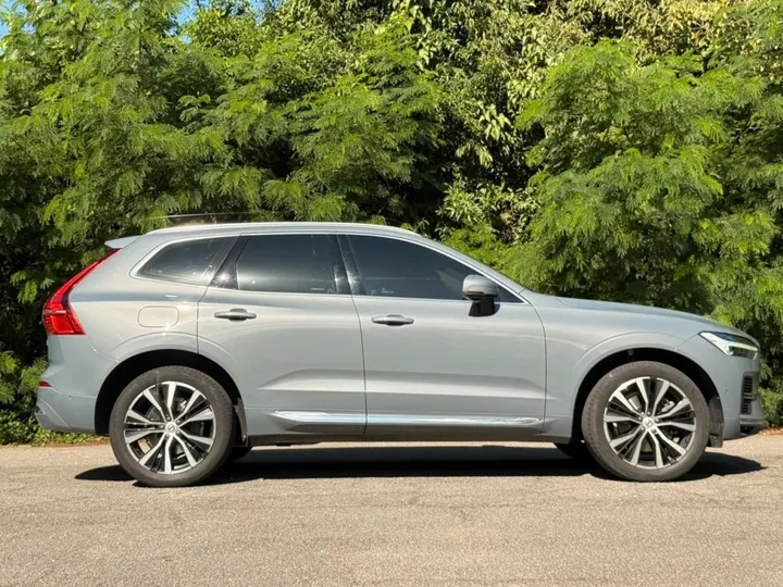 VOLVO XC60 — foto 10