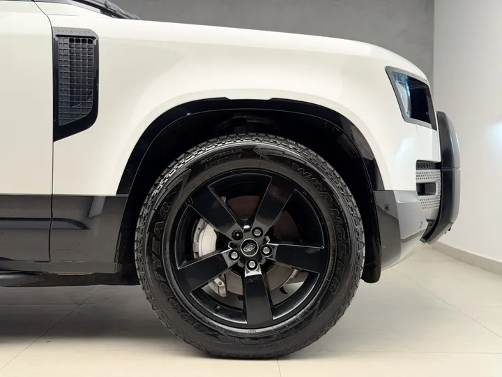 LAND ROVER DEFENDER — foto 14