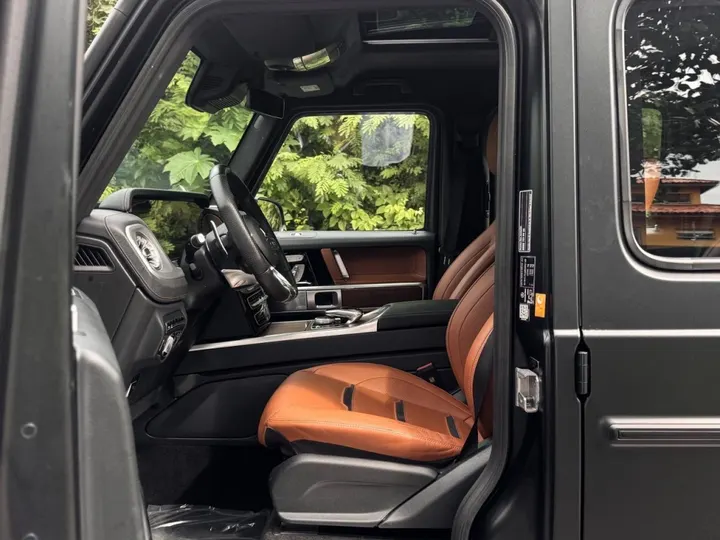 MERCEDES-BENZ G 63 AMG — foto 4