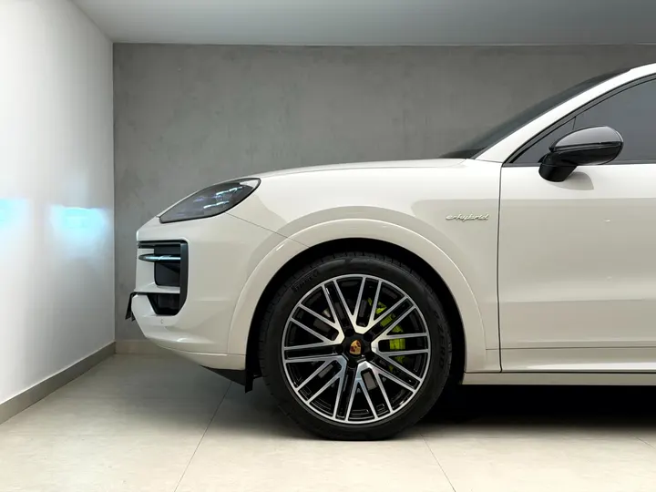 PORSCHE CAYENNE — foto 15