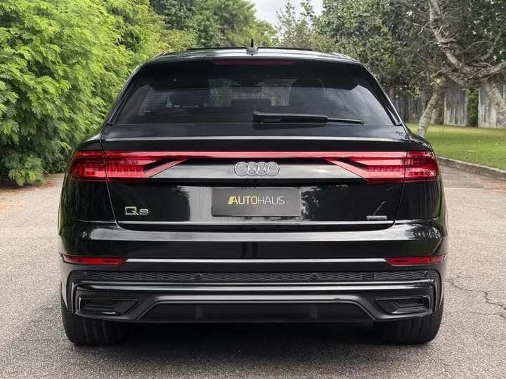 AUDI Q8 — foto 19