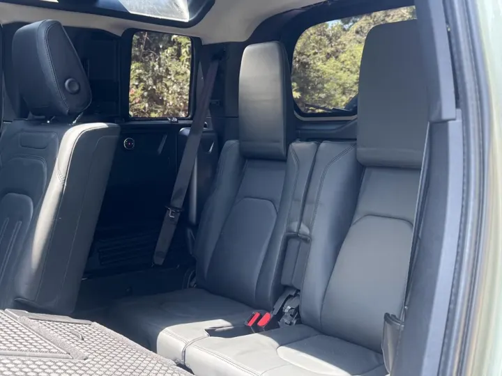 LAND ROVER DEFENDER — foto 14