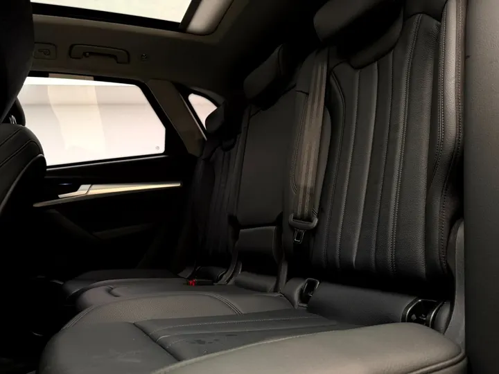 AUDI Q5 — foto 18