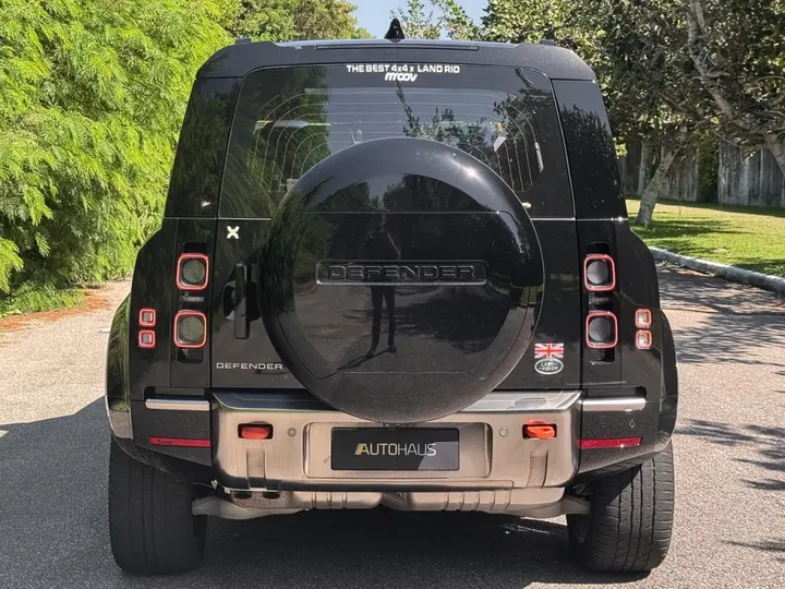 LAND ROVER DEFENDER — foto 18