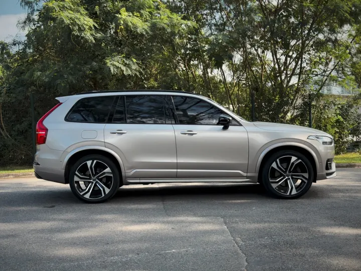 VOLVO XC90 — foto 12