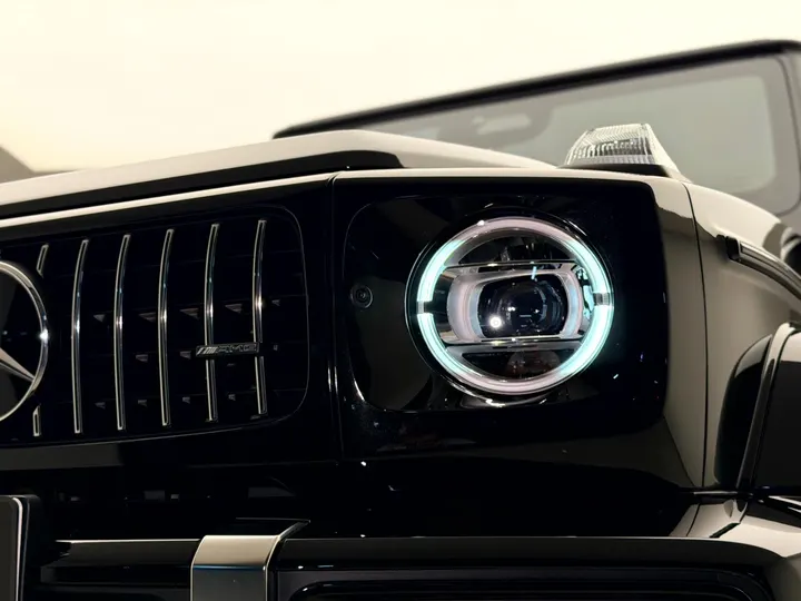 MERCEDES-BENZ G 63 AMG — foto 3