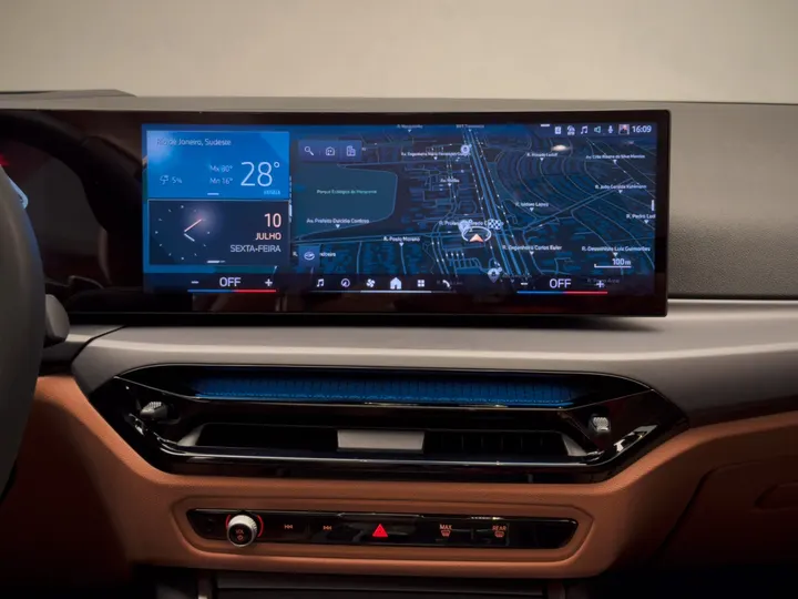 BMW 320i — foto 9