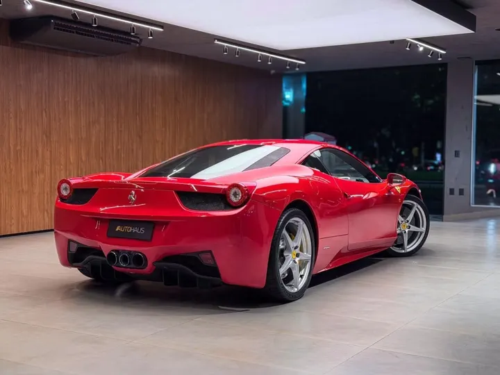 FERRARI 458 ITALIA — foto 15