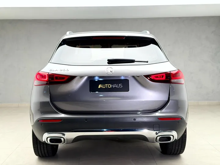 MERCEDES-BENZ GLA 200 — foto 18