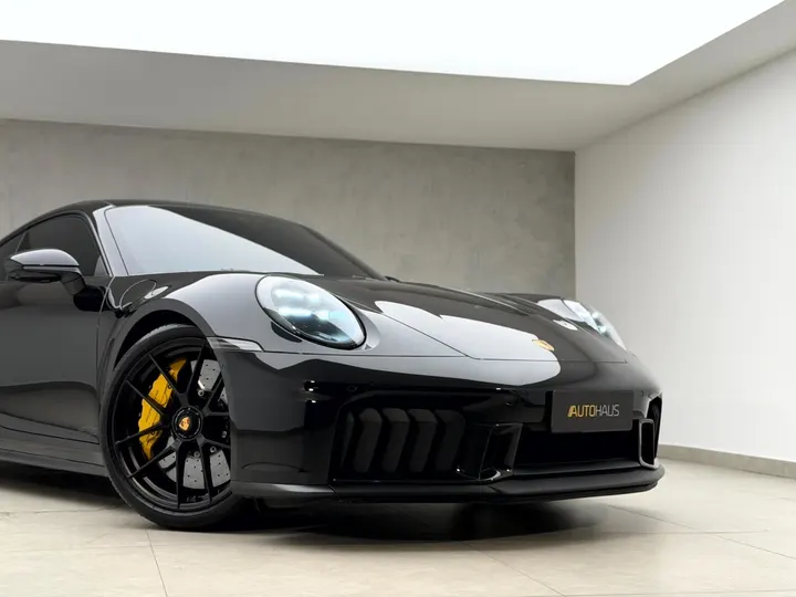 PORSCHE 911 — foto 6