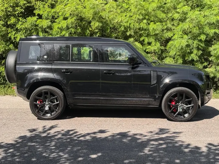 LAND ROVER DEFENDER — foto 13