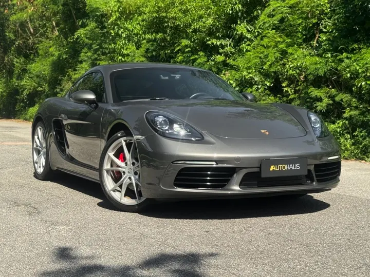 PORSCHE 718