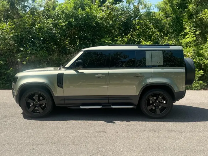 LAND ROVER DEFENDER — foto 12