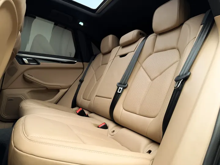 PORSCHE MACAN — foto 16
