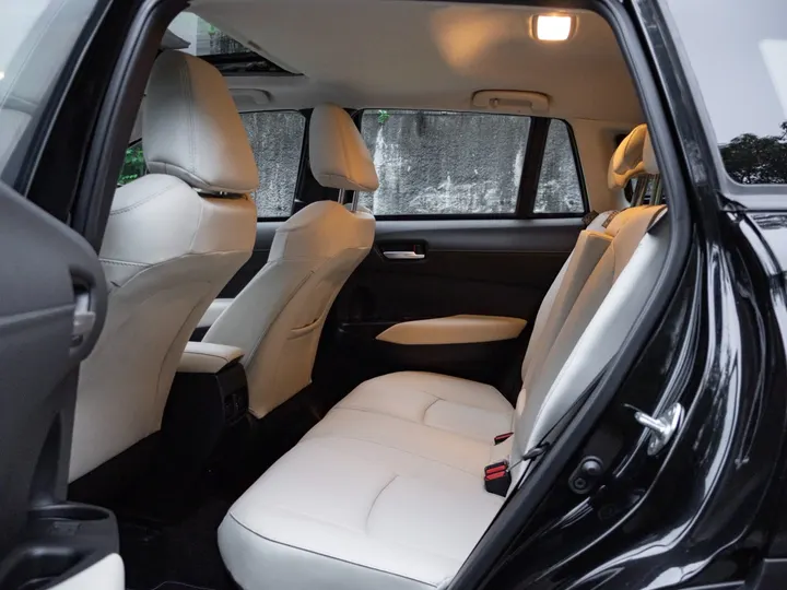 TOYOTA COROLLA CROSS — foto 17