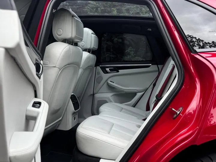 PORSCHE MACAN — foto 16