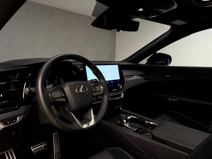 LEXUS RX 500h — foto 8