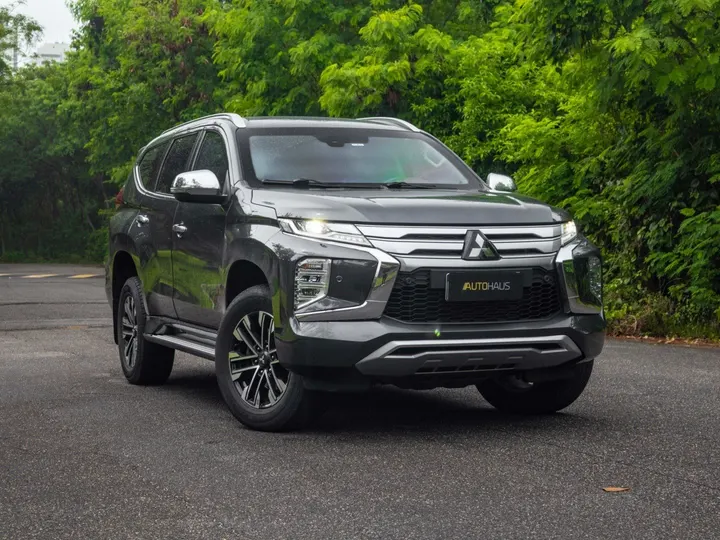 MITSUBISHI PAJERO SPORT — foto 4