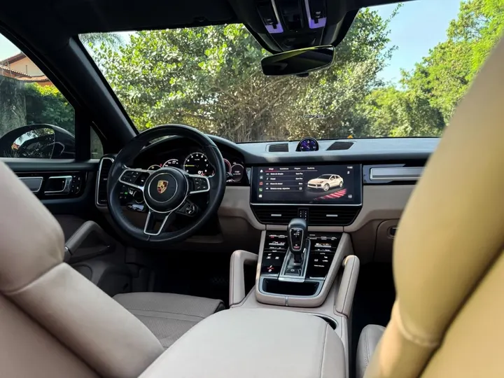 PORSCHE CAYENNE — foto 9