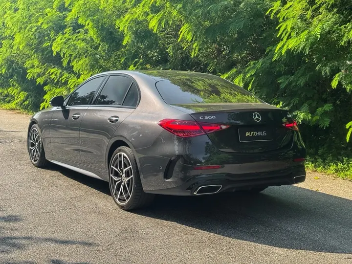 MERCEDES-BENZ C 300 — foto 17