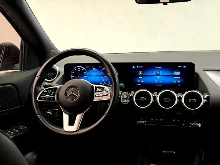 MERCEDES-BENZ GLA 200 — foto 10