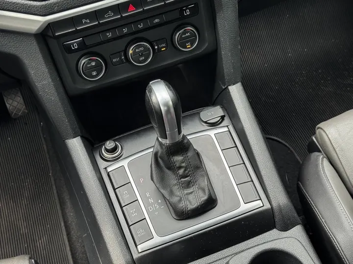VOLKSWAGEN AMAROK — foto 10