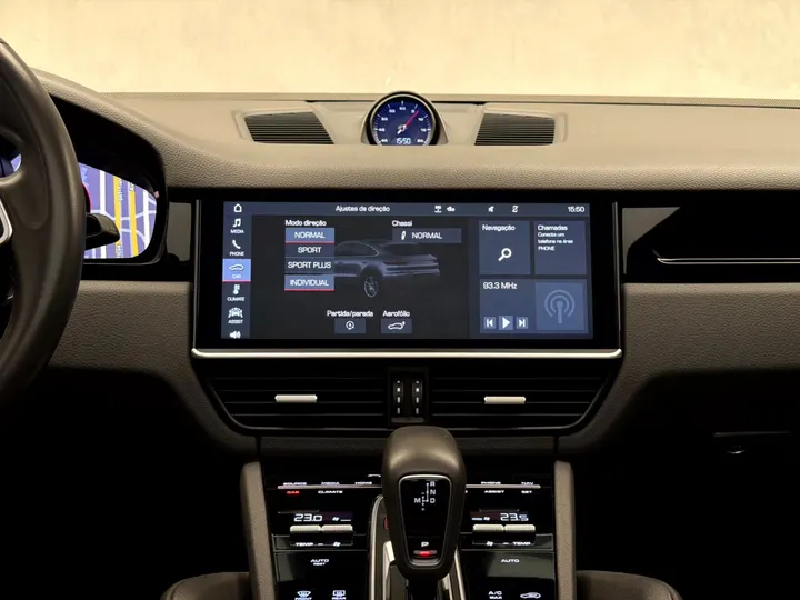 PORSCHE CAYENNE — foto 10