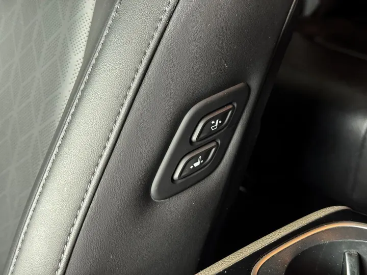 KIA CARNIVAL — foto 15
