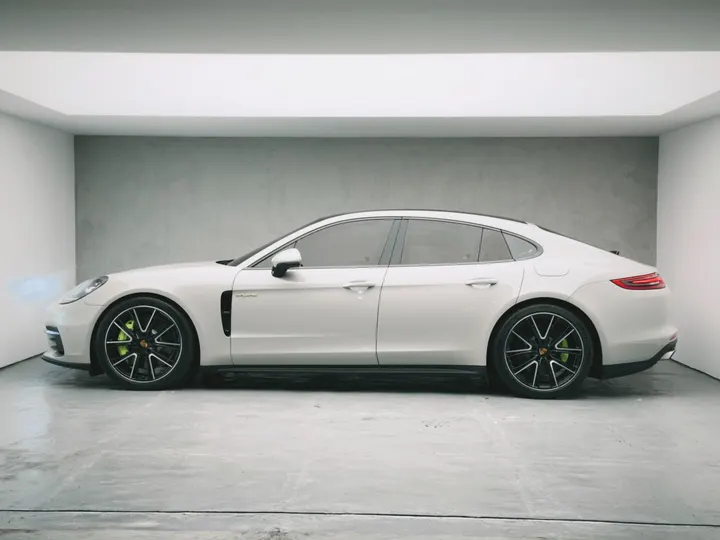 PORSCHE PANAMERA — foto 15