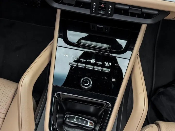 PORSCHE CAYENNE — foto 14