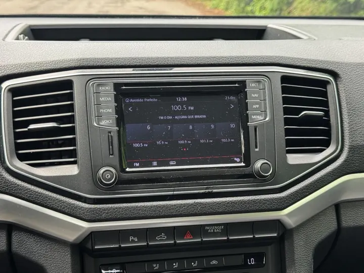 VOLKSWAGEN AMAROK — foto 9